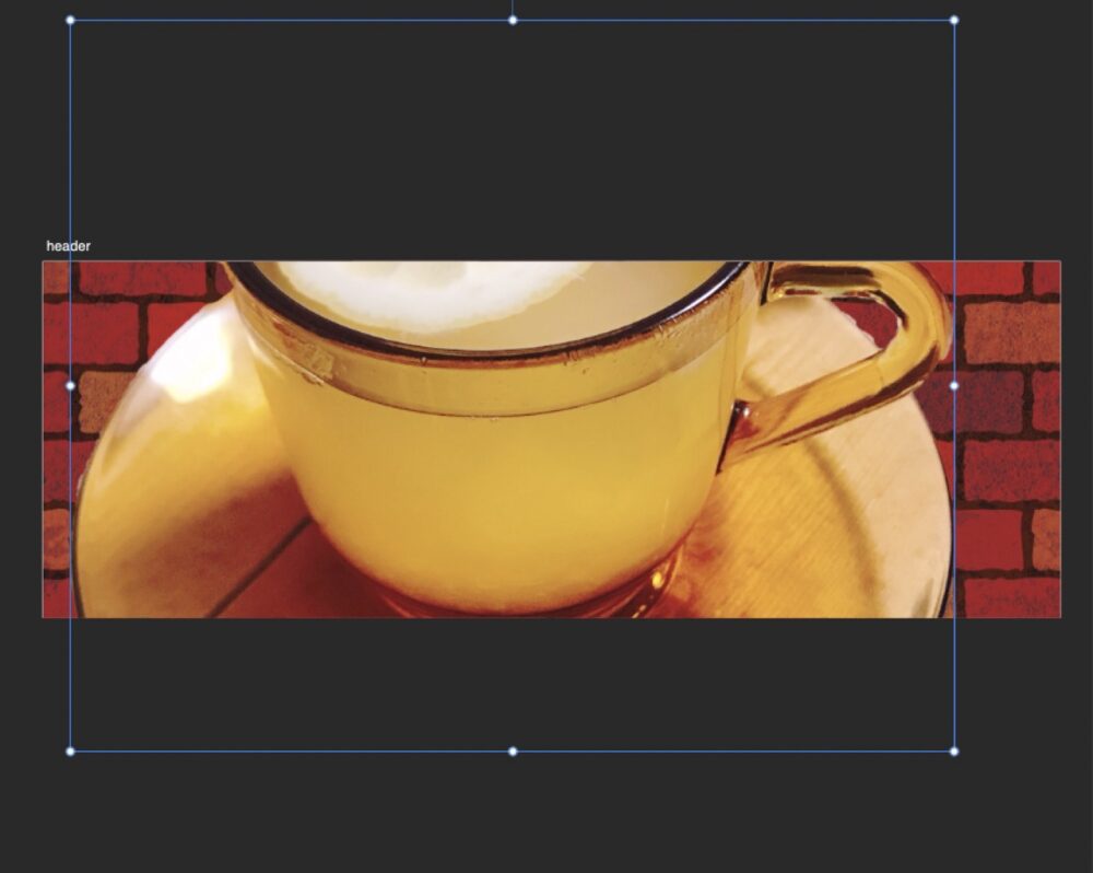 メイン画像をコピーして背景の上に配置した直後